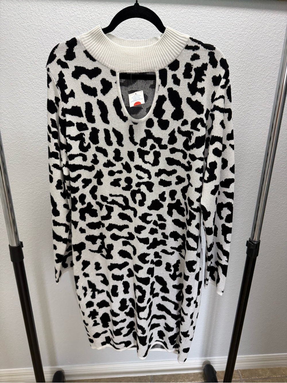 Caren Sport Black & White Animal Print Crew Neck Sweater Dress
